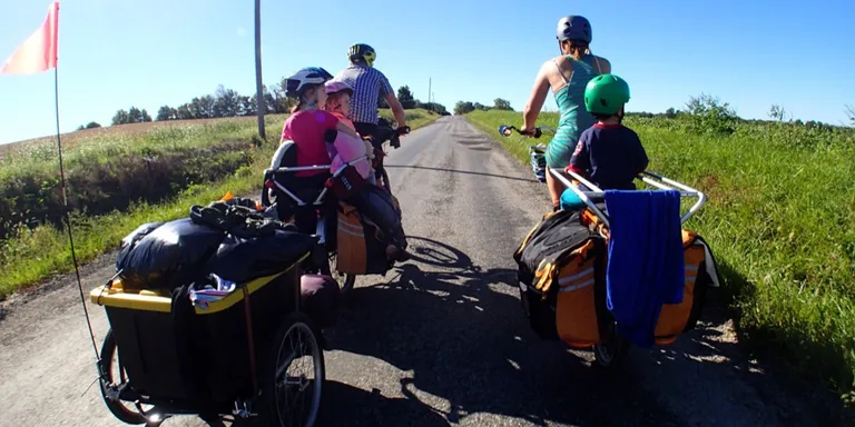 IDAI Imbau Anak Tetap di Dalam Ruangan Hadapi El Nino Godzilla 2026