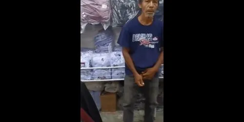 55yo man unzips and ‘plays with himself’ at Perak supermarket while smiling at female worker - _izhrfn