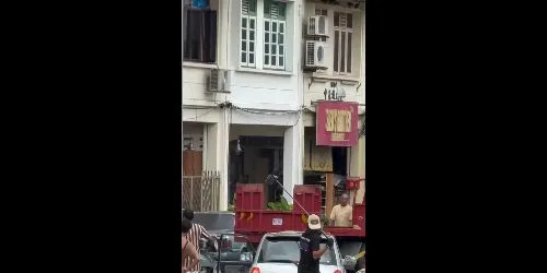 Mark Wahlberg spotted in Penang filming upcoming Netflix thriller - rendezbymeowchii