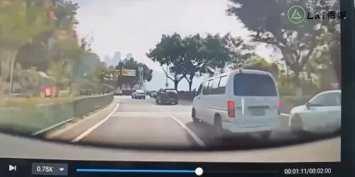 SUV left dangling mid-air after losing control in Chongqing, China tunnel crash - reporter.taiwan