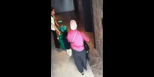 CCTV shows couple mistreating children - mimi.ariana.farisya