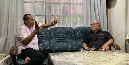 The individuals named by the President of PAS in his claim needs to come out and support his claim. They have no options