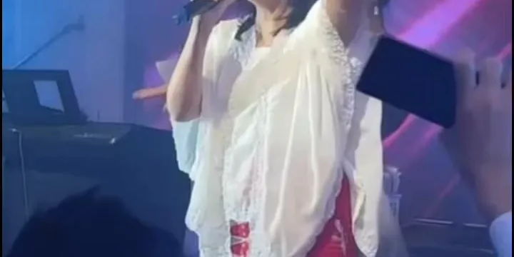 火粪群蛇演唱会