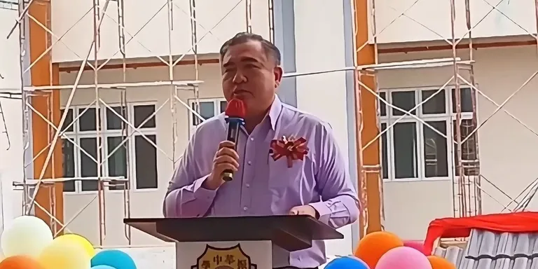 首相捎来百万拨款，助力振华发展！🎉🏫