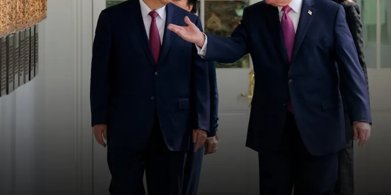 Trump Shows Xi Biden Autopen Portrait During White House Tour