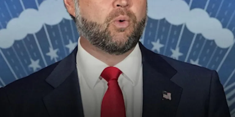 Vance Tells Republicans To ‘Stop Whining’ About Vivek Ramaswamy Ad