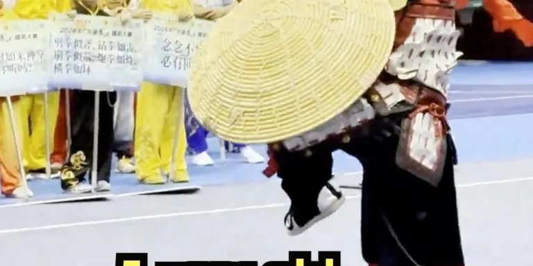Five-year-old girl wows audience with Wushu performance