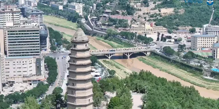 (FlyOverChina)60"FlyOverChina | Retrace Edgar Snow's route in NW China's Yan'an