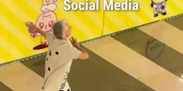 A grandmother in eastern China’s Zhejiang province has won admiration online after videos showed her dancing barefoot beside a c...