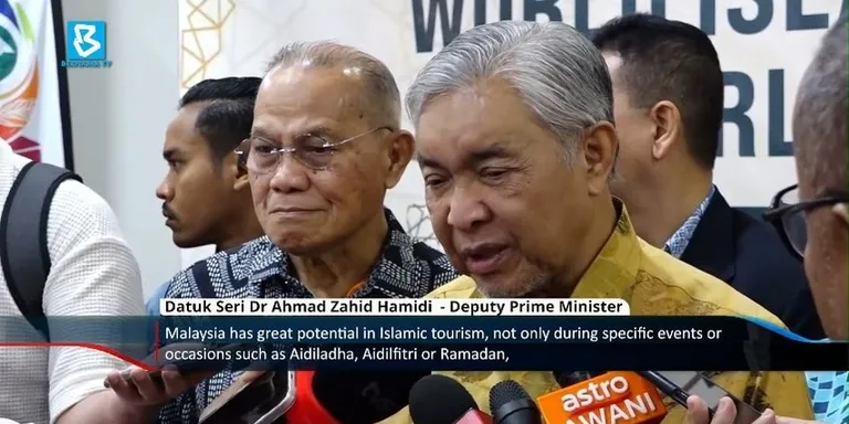 Malaysia must become global Muslim travel hub - Ahmad Zahid
