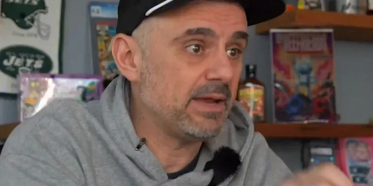 Who here is intoxicated by those fear cupcakes 🧁🧁🧁???