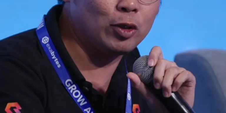 Capturing key speaker moments at Exabytes GROW AI Summit