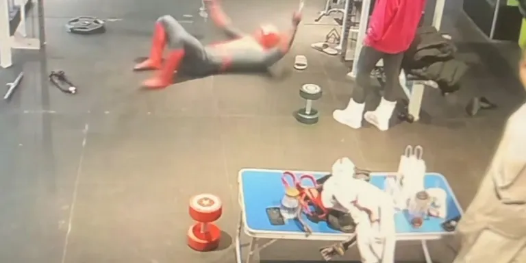 Gym spider man
