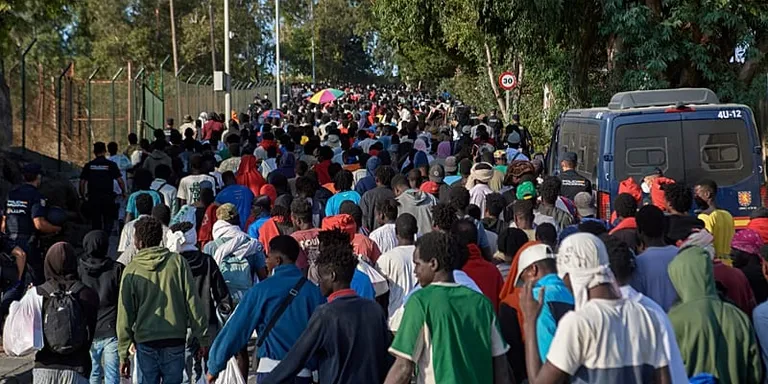 Spanish authorities begin relocating migrants from Ceuta beach to temporary shelters