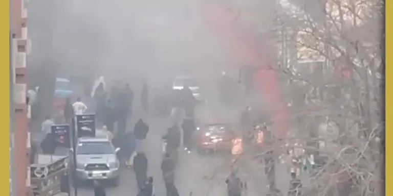 A deadly blast at a restaurant in central #Kabul on Monday caused multiple casualties, leaving two Chinese citizens critically i...